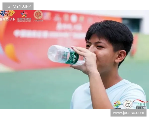 广州网球队拼搏历程回顾：世界杯预选赛背后的故事与荣耀