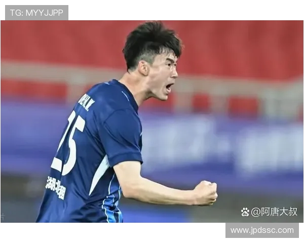 武汉三镇鏖战再起巅峰对决激情上演江城足球盛宴引爆全场热潮